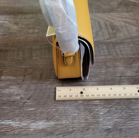 MICHAEL KORS Jet Set Small Flap Crossbody NWT - Picture 8 of 12